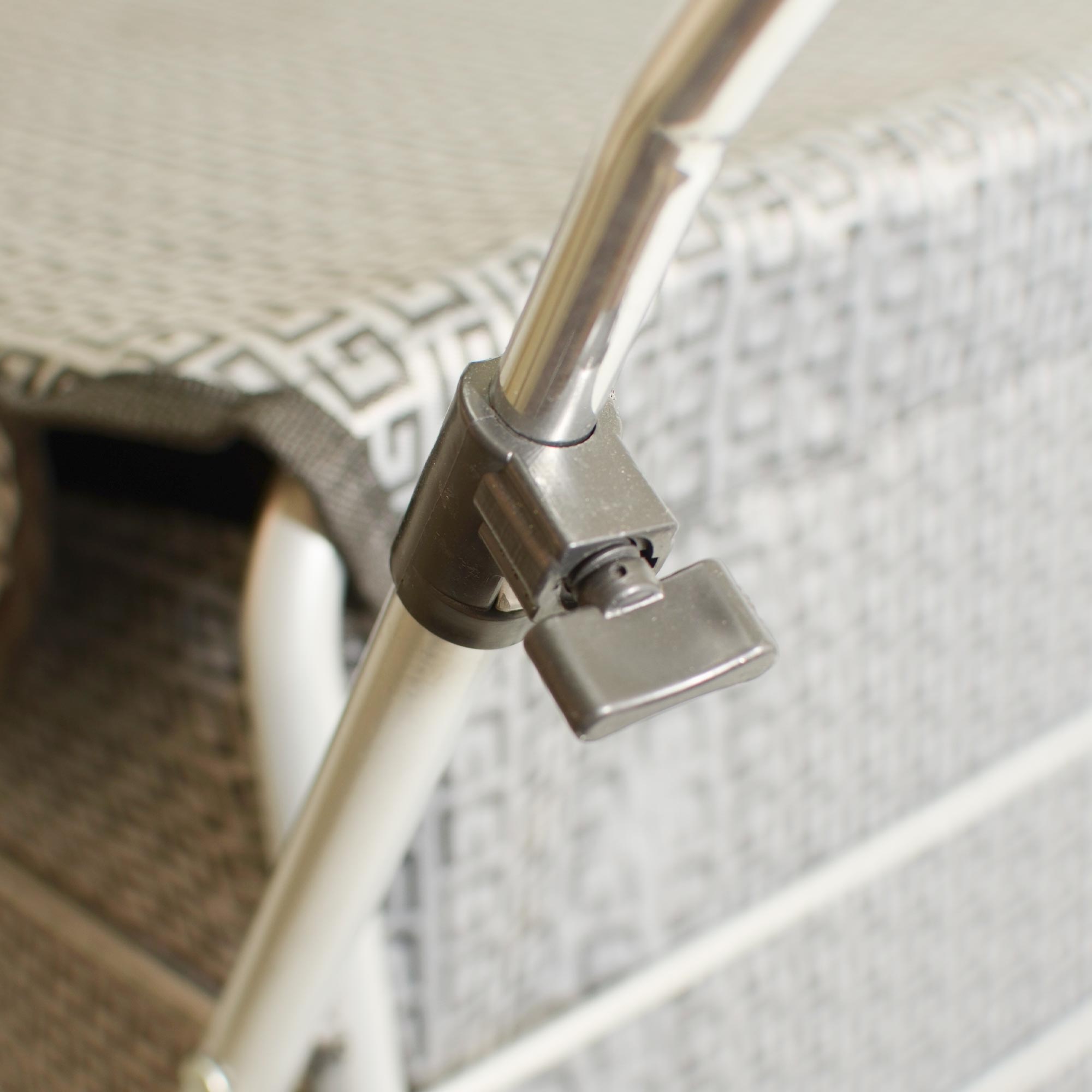 ST-SIX-01 GREY G 6-WHEEL SHOPPING TROLLEY - Image 4